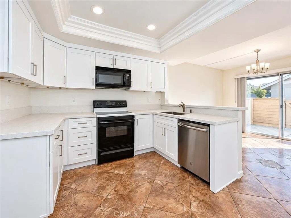 Townhouse in Irvine, California, United States 4 - 18983373
