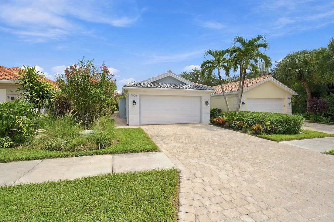 Naples, Florida, United States 1 - 18983601