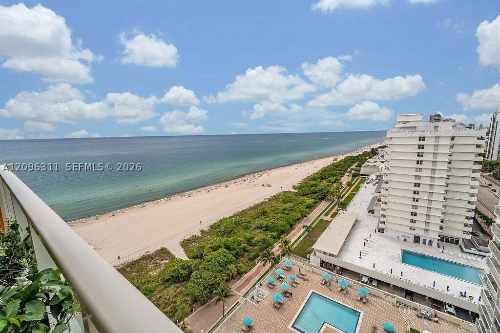 Condo in Miami Beach, Florida, United States 2 - 18983274