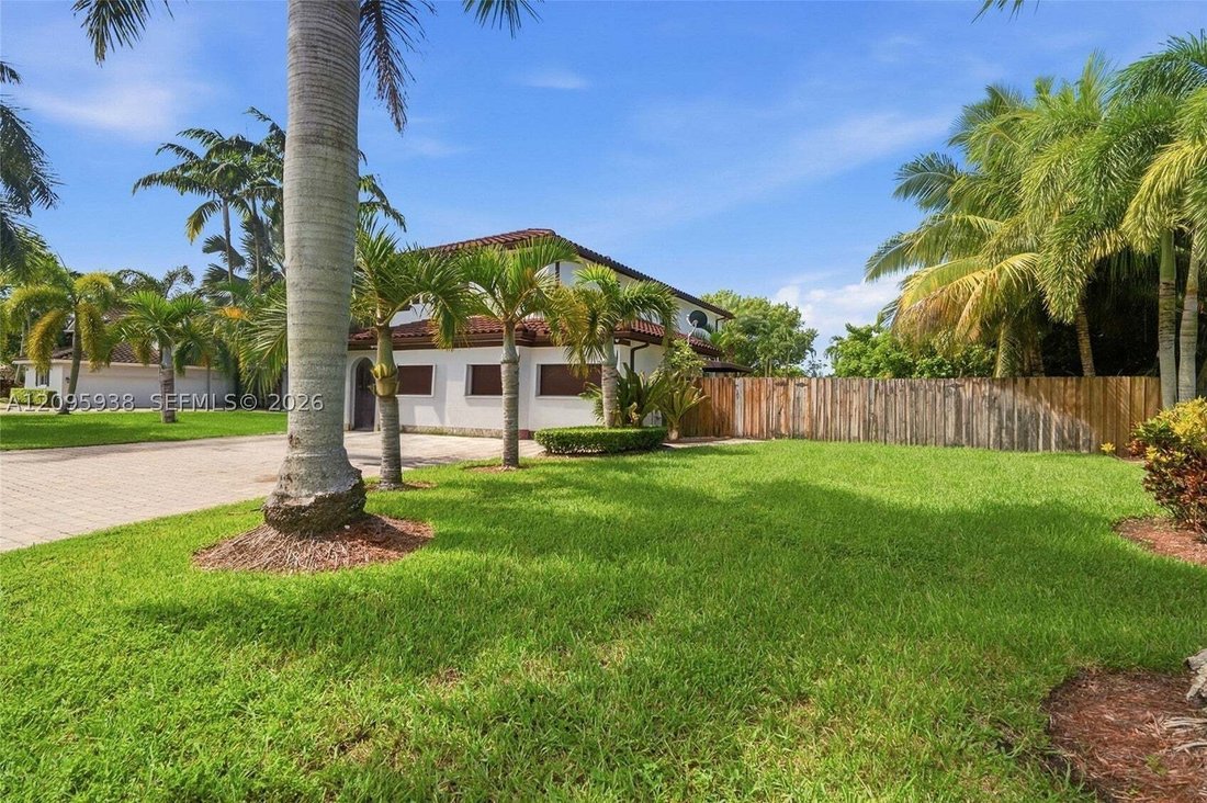 House in Miami, Florida, United States 5 - 18983301