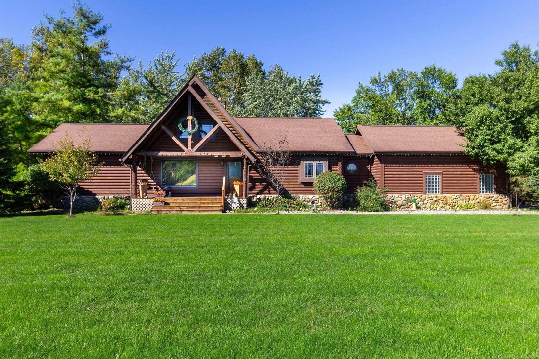 House in Yale, Michigan, United States 1 - 18983749