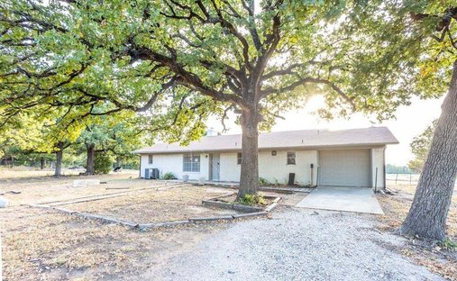 Farm Ranch in Gainesville, Texas, United States 1