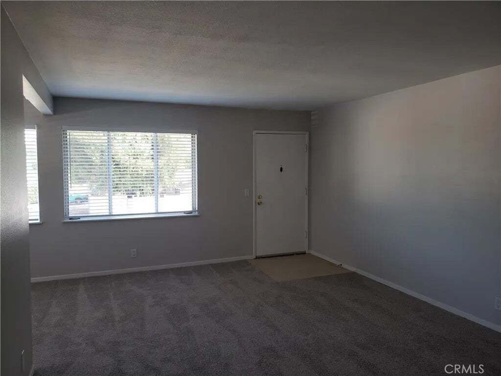 Costa Mesa, California, United States 5 - 18983382