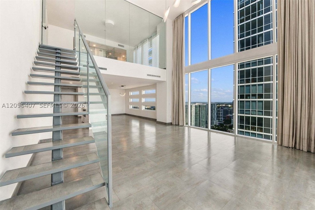 Condo in Miami, Florida, United States 5 - 18983296