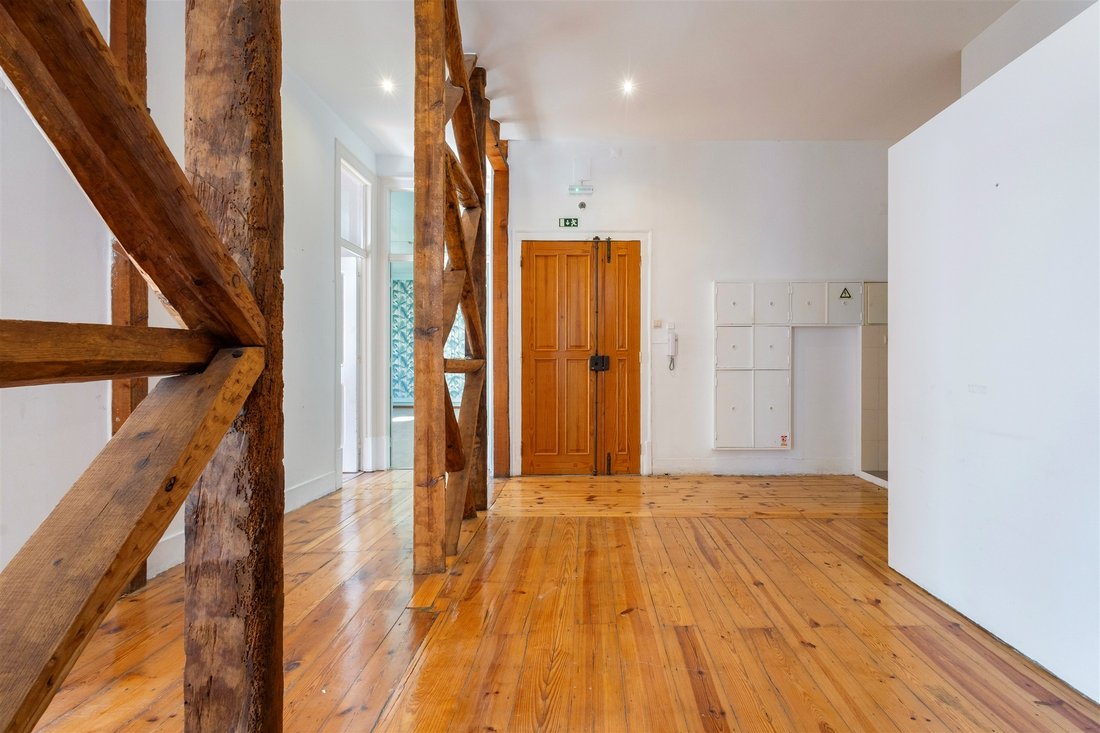 Apartment in Arroios, Lisbon, Portugal 5 - 18983766