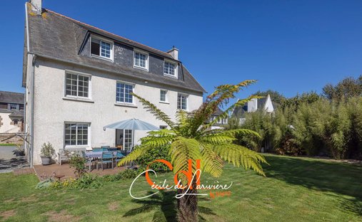 House in Carantec, Brittany, France 1