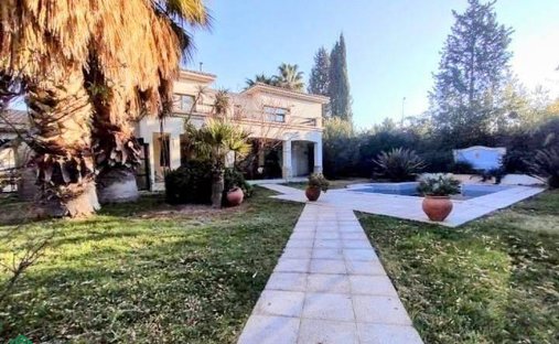 House in Dorrego, Mendoza Province, Argentina 1