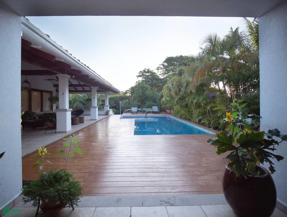 Townhouse in Colinas del Urubó, Santa Cruz Department, Bolivia 4 - 18030340