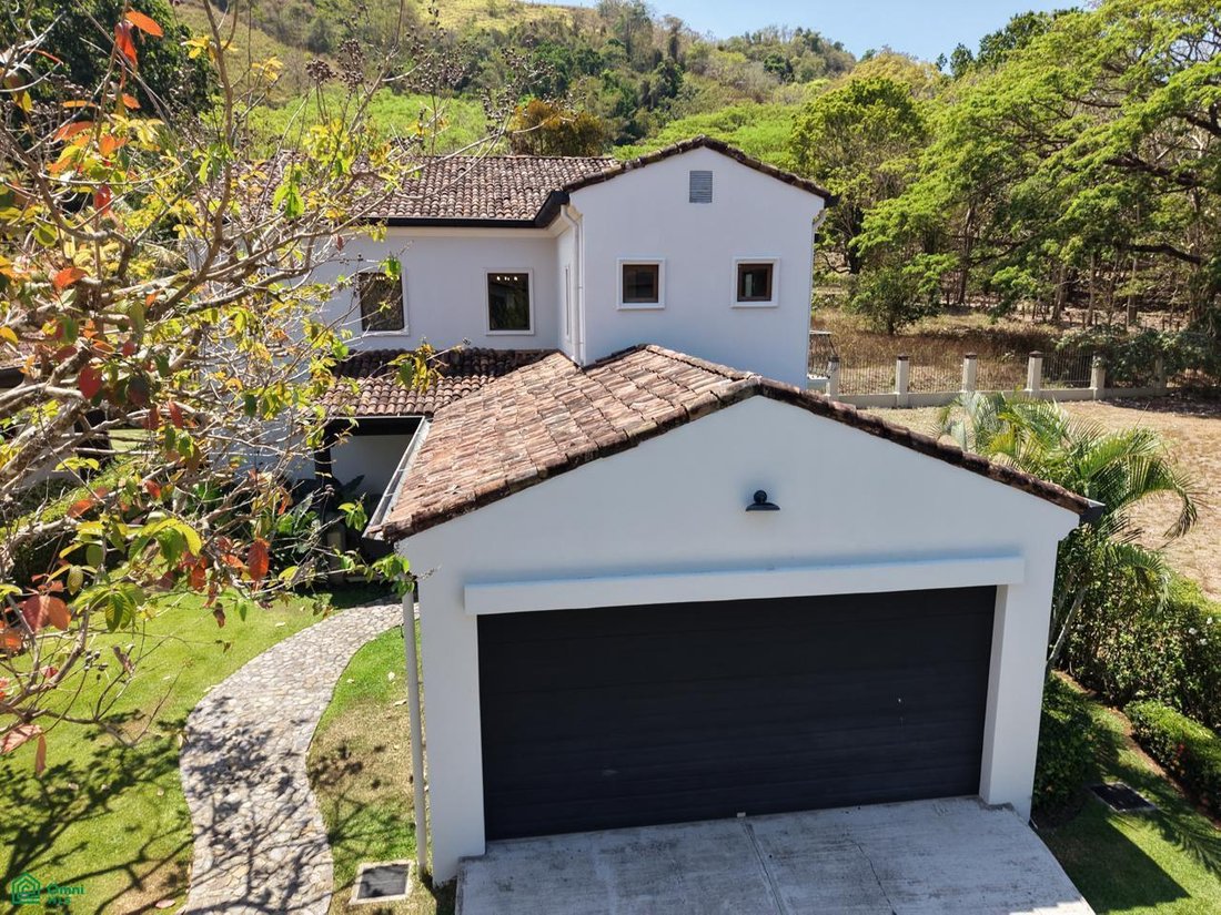 Condo in Playa Herradura, Puntarenas Province, Costa Rica 4 - 17733955
