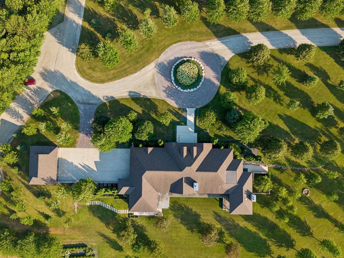 House in Waseca, Minnesota, United States 2 - 18513744