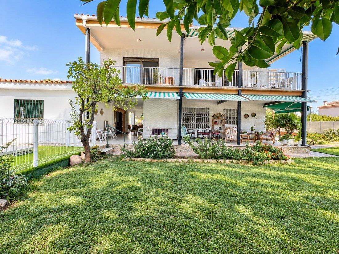 Chalet in Benicassim, Valencian Community, Spain 2 - 18983880