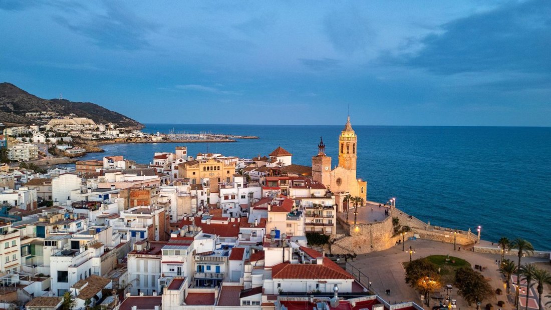 Land in Sitges, Catalonia, Spain 4 - 18983914