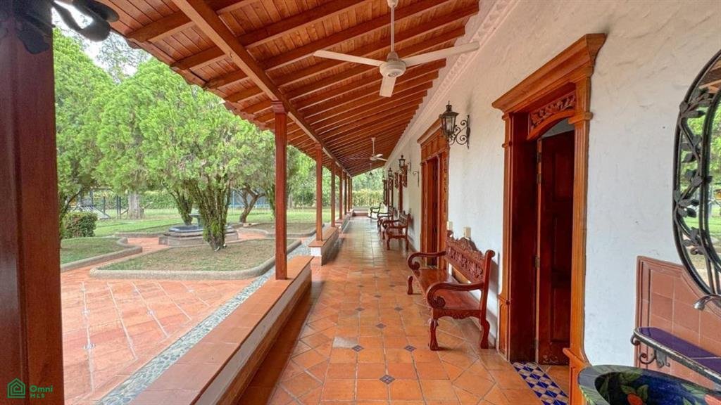 Condo in Santa Fe de Antioquia, Antioquia, Colombia 5 - 17375211