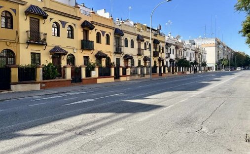 Townhouse in Distrito Sur, Seville, Spain 1