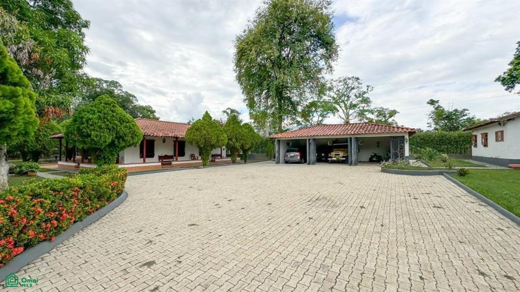 Condo in Santa Fe de Antioquia, Antioquia, Colombia 1 - 17375211