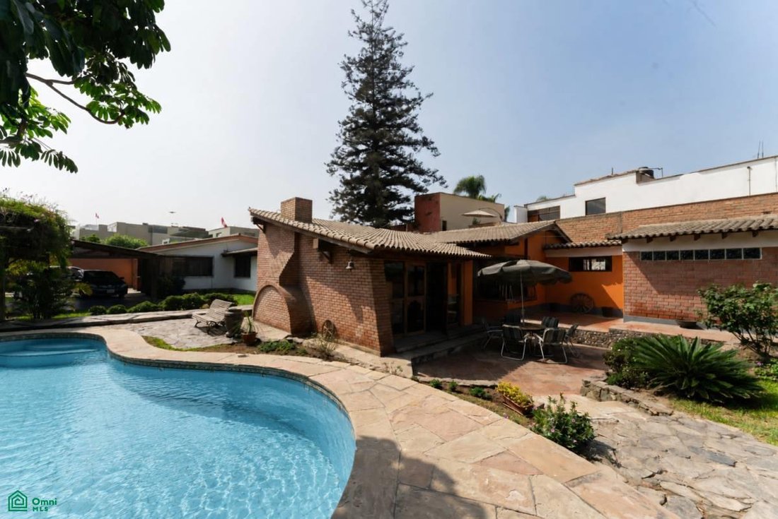 House in San Juan de Miraflores, Metropolitan Municipality of Lima, Peru 4 - 18196398