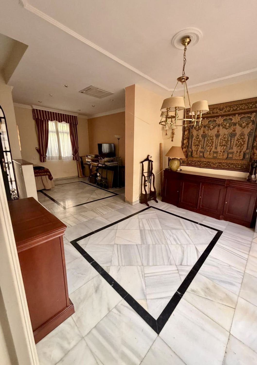 Townhouse in Distrito Sur, Seville, Spain 3 - 18983886