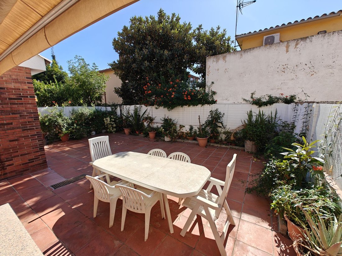 House in Premia de Mar, Catalonia, Spain 2 - 18983856