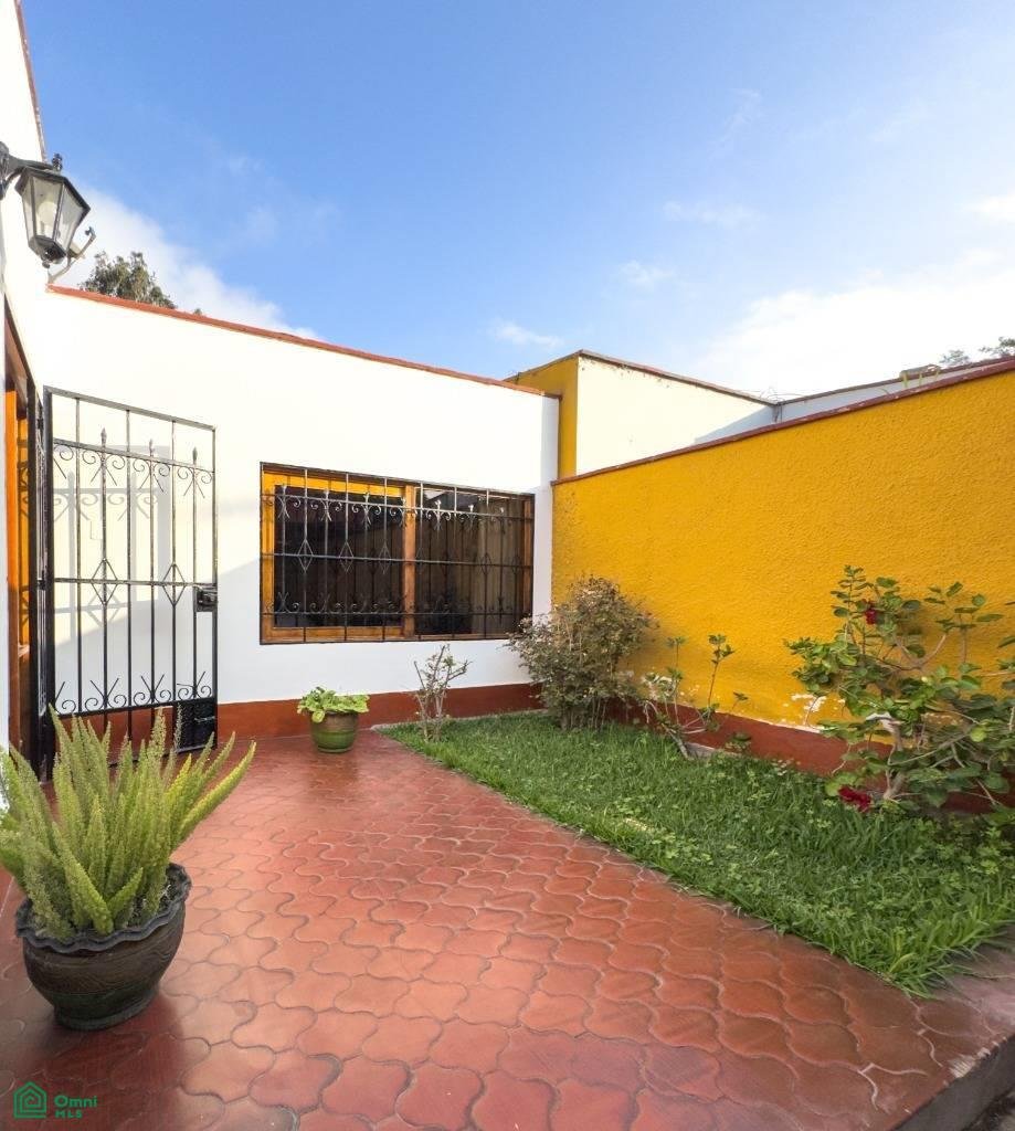 House in San Juan de Miraflores, Metropolitan Municipality of Lima, Peru 2 - 18183798