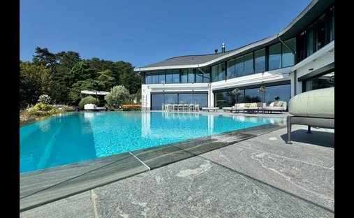 Casa en Dully, Valdia, Suiza 1