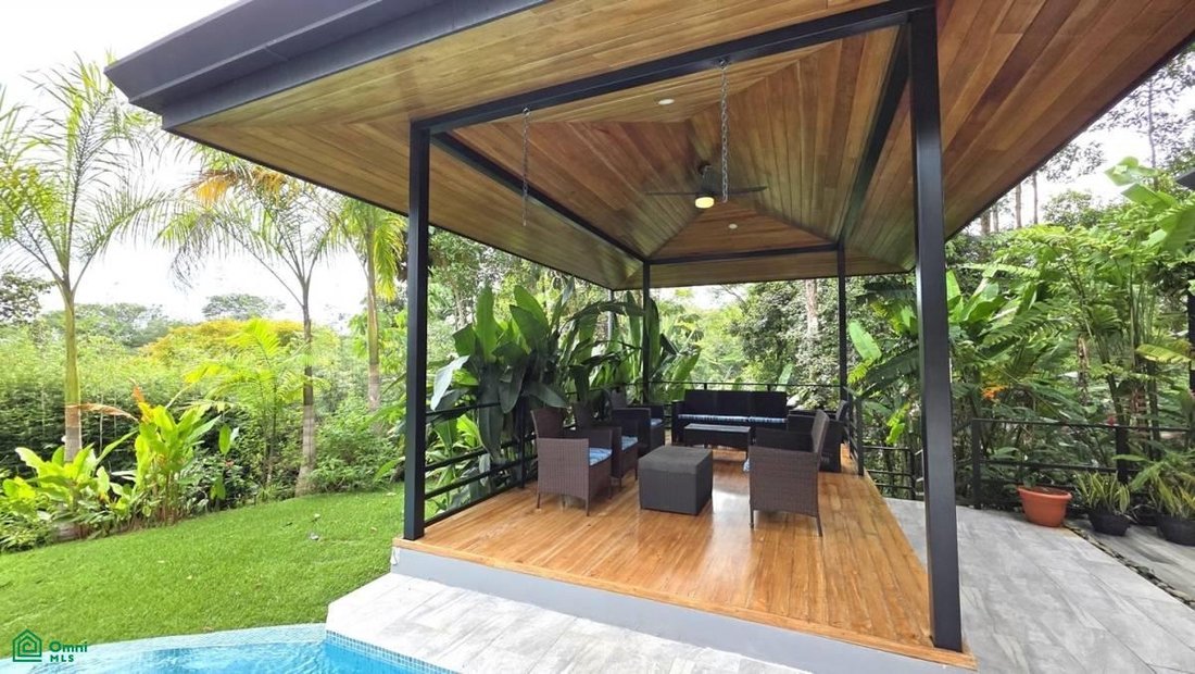 Casa in Uvita, Provincia di Puntarenas, Costa Rica 2 - 17087847
