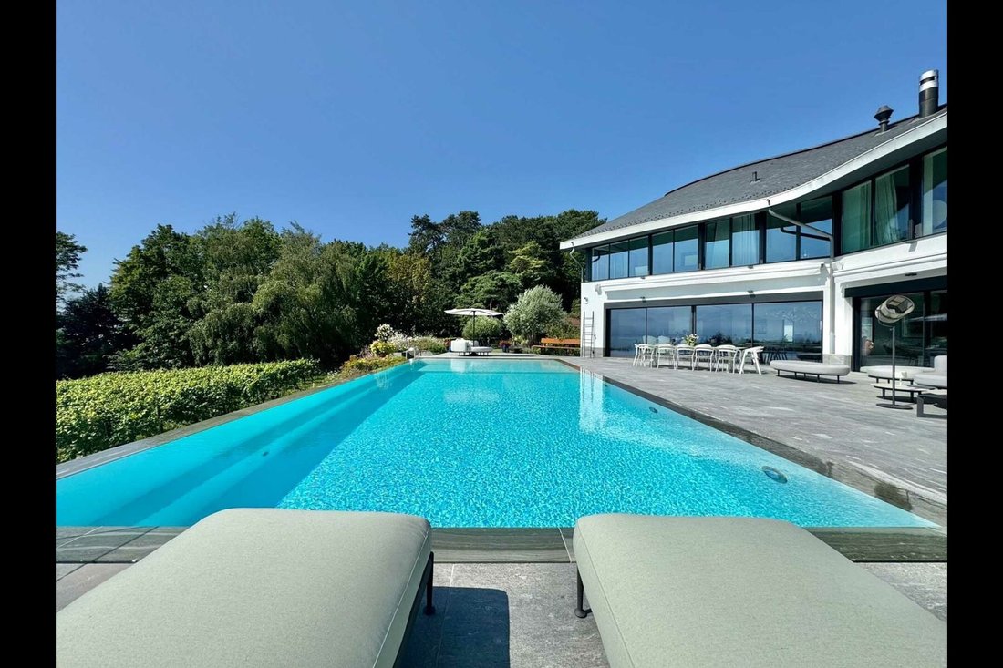 House in Dully, Vaud, Switzerland 3 - 15232033