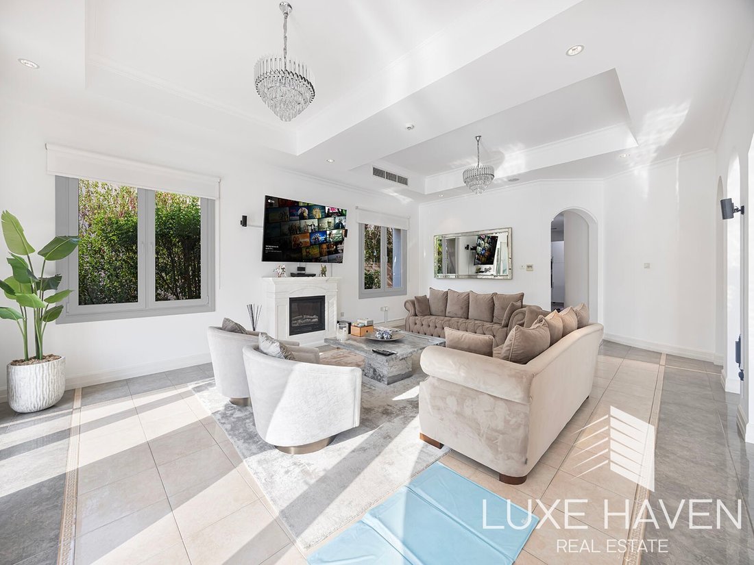 Villa in Jumeirah Golf Estates, Dubai, United Arab Emirates 3 - 18276612