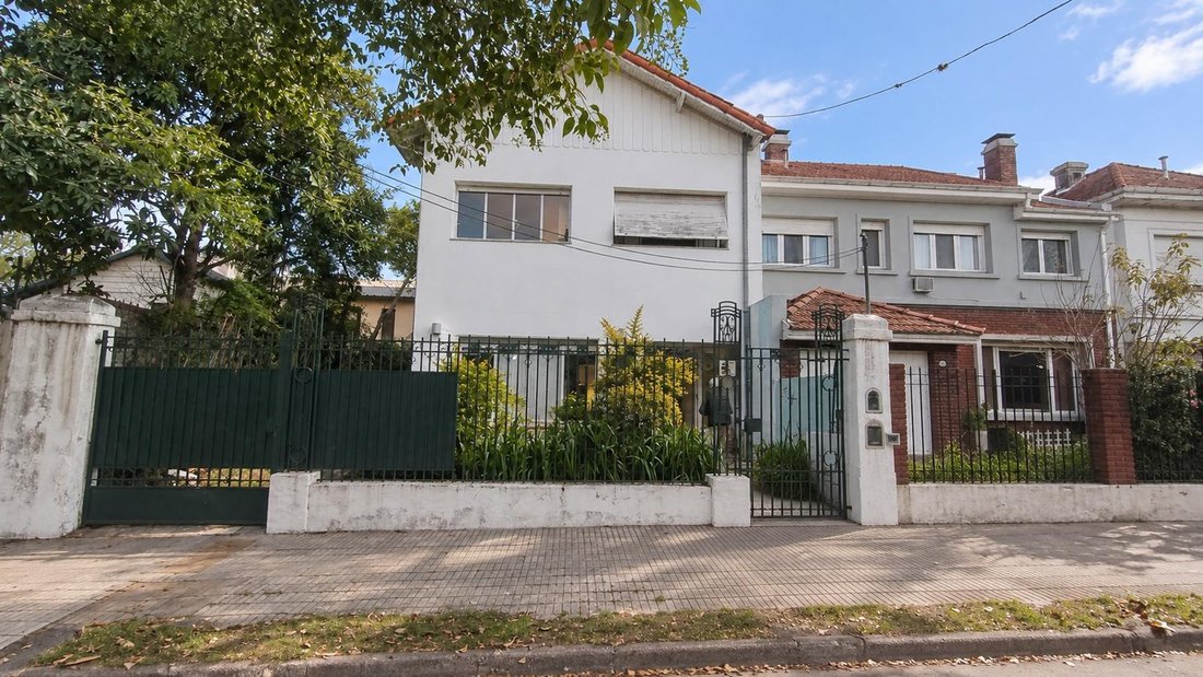 House in Munro, Buenos Aires Province, Argentina 1 - 18983972