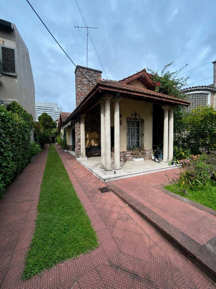 Land in Olivos, Buenos Aires Province, Argentina 3 - 18984000