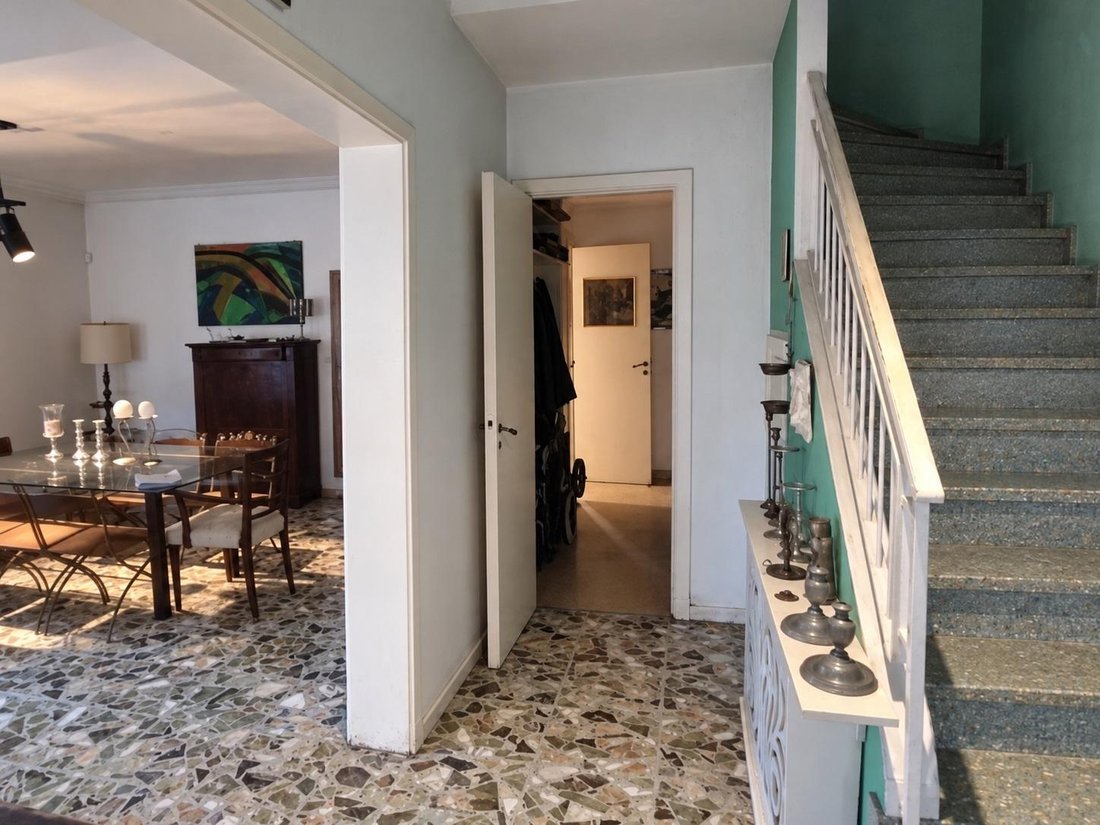 House in Munro, Buenos Aires Province, Argentina 3 - 18983972