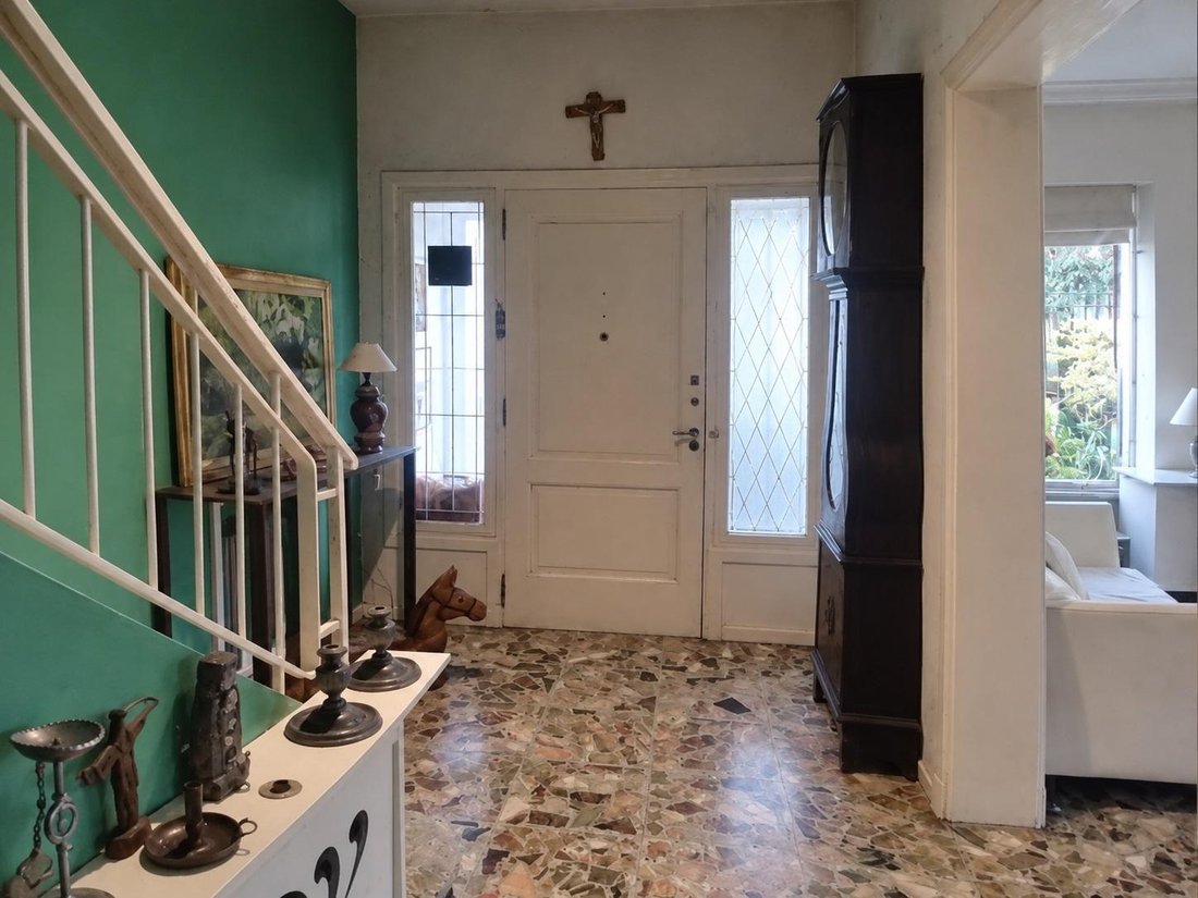 House in Munro, Buenos Aires Province, Argentina 2 - 18983972