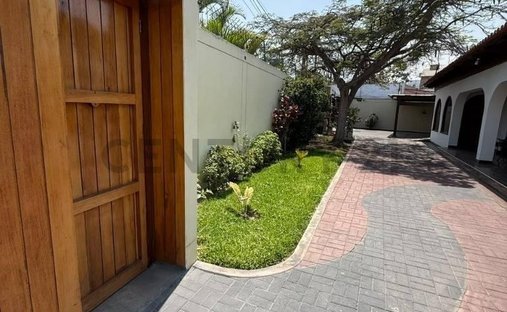 House in San Juan de Miraflores, Metropolitan Municipality of Lima, Peru 1