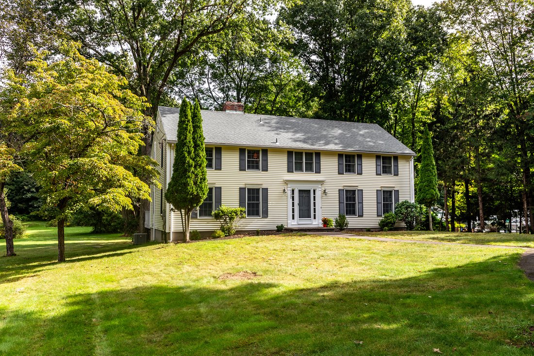 House in Cheshire, Connecticut, United States 2 - 18984005