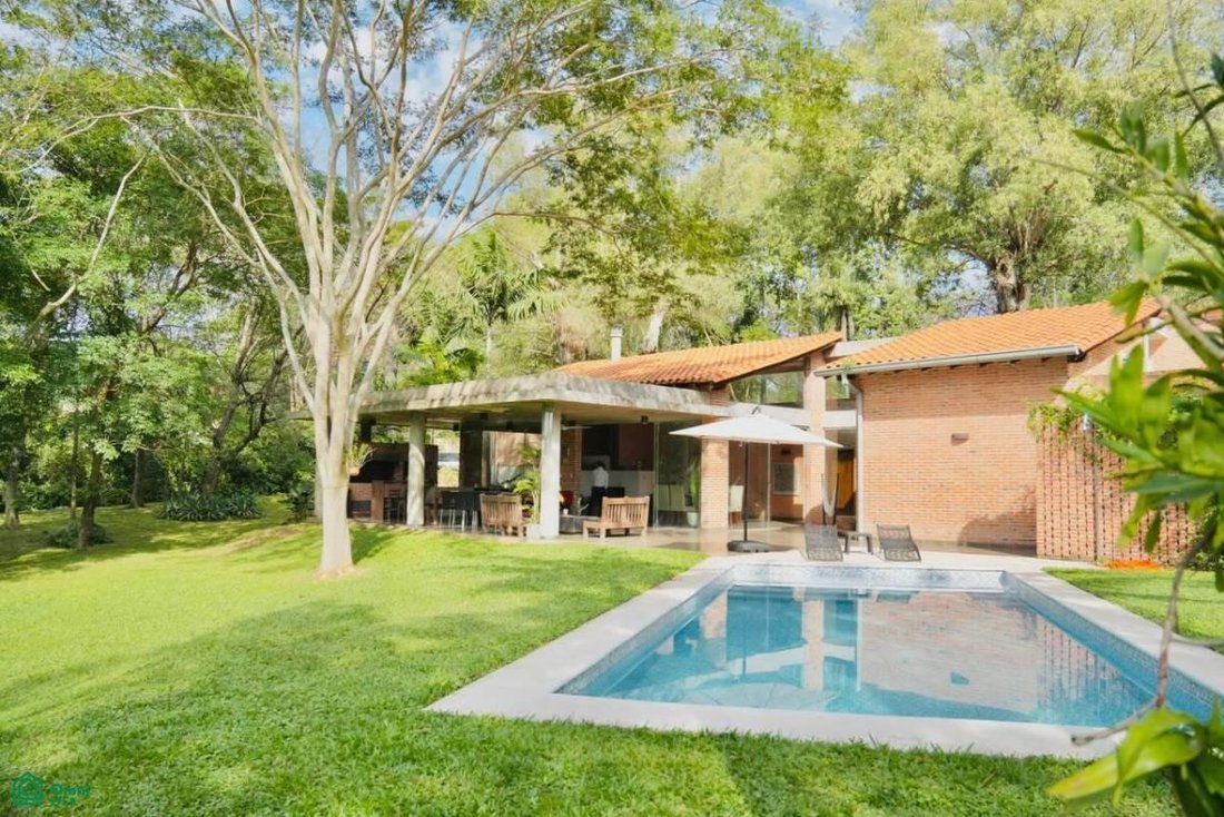 Townhouse in Mariano Roque Alonso, Central Department, Paraguay 2 - 18984032