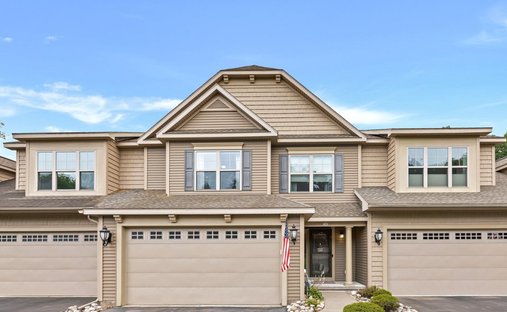 Townhouse in Crescent, New York, United States 1