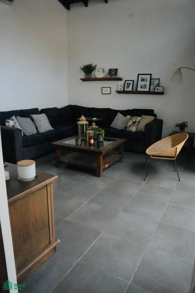 Townhouse in Mariano Roque Alonso, Central Department, Paraguay 4 - 18984032