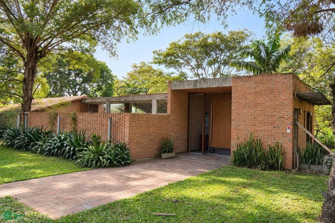 Townhouse in Mariano Roque Alonso, Central Department, Paraguay 3 - 18984032