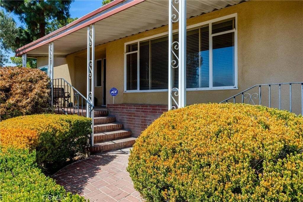 House in Colton, California, United States 2 - 18984042