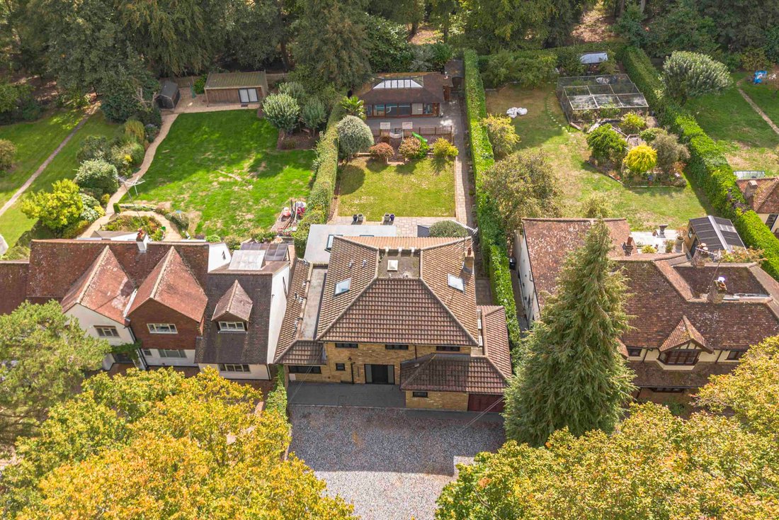 House in High Wycombe, England 2 - 18985186