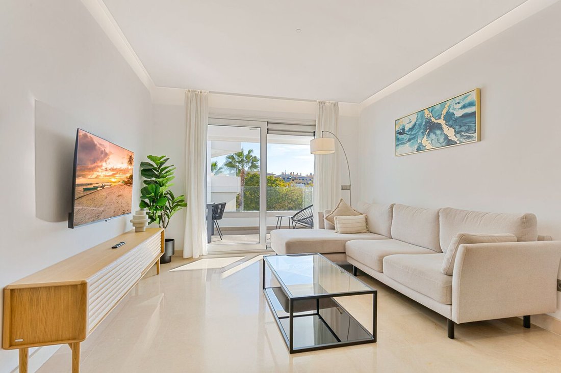 Apartment in San Pedro de Alcantara, Andalusia, Spain 4 - 18985639