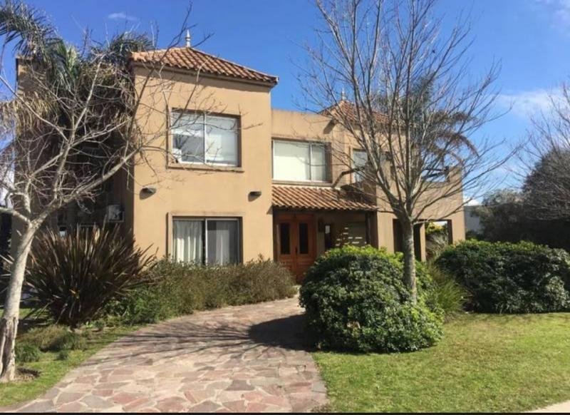 House in Dique Luján, Buenos Aires Province, Argentina 2 - 18984052
