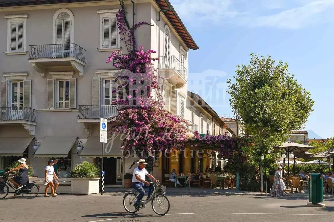 Centro, Forte dei Marmi, Tuscany 4 - 18985926