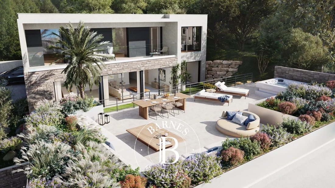 Villa in Le Lavandou, Provence-Alpes-Côte d'Azur, France 2 - 18984882
