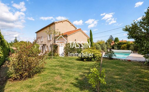House in Centre, Craponne, France 1