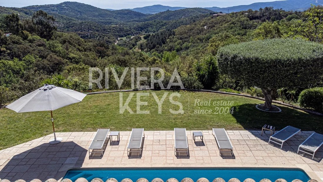 House in La Garde-Freinet, Provence-Alpes-Côte d'Azur, France 4 - 12769921