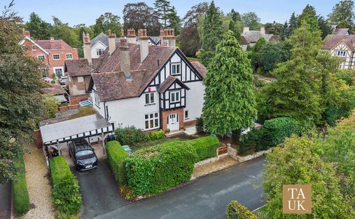House in Shrewsbury, England 1