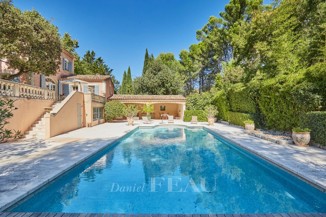 Country House in Saint-Rémy-de-Provence, Provence-Alpes-Côte d'Azur, France 5 - 18986021