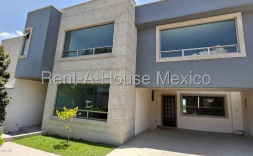House in Naucalpan de Juárez, State of Mexico, Mexico 1