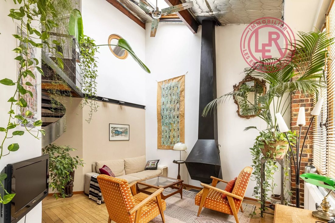Apartment in Porte Saint Denis-Paradis, Paris 10e Arrondissement, Paris 3 - 18985117