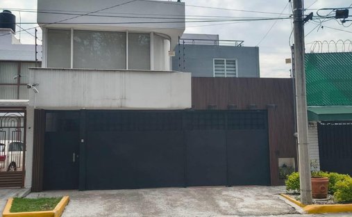 House in Rincón Verde, State of Mexico, Mexico 1